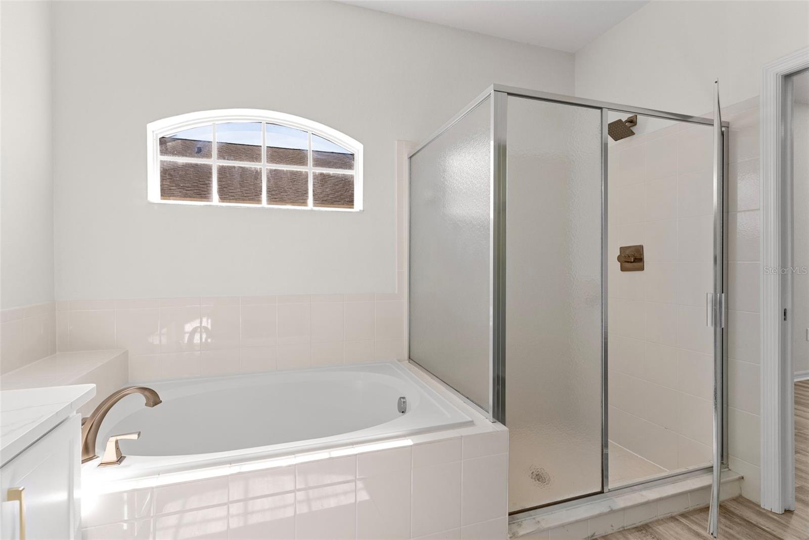 MANDOLIN 02 - Residential