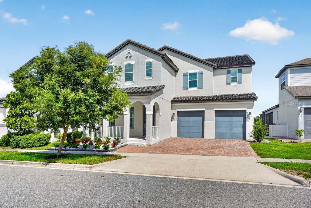 9845 EMERALD BERRY DRIVE