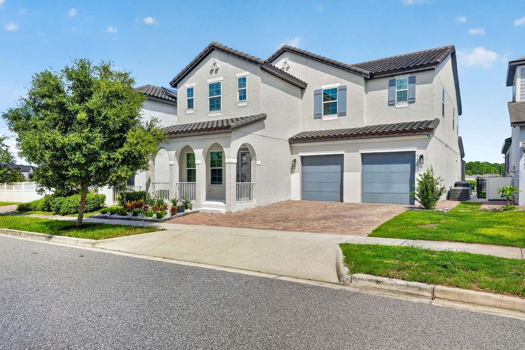 9845 EMERALD BERRY DRIVE