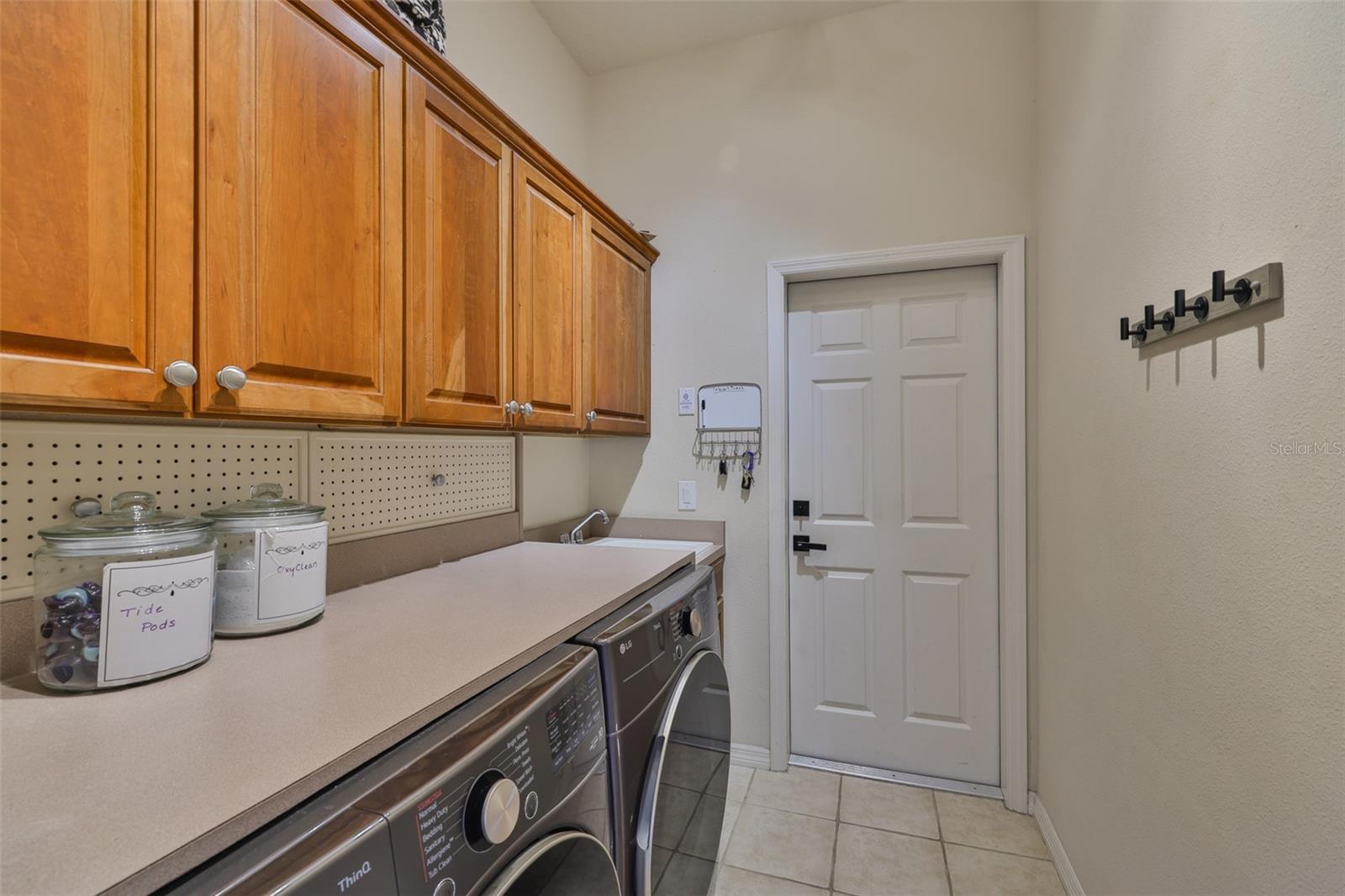 LA PALOMA VILLAGE UNIT 2 PH - Residential