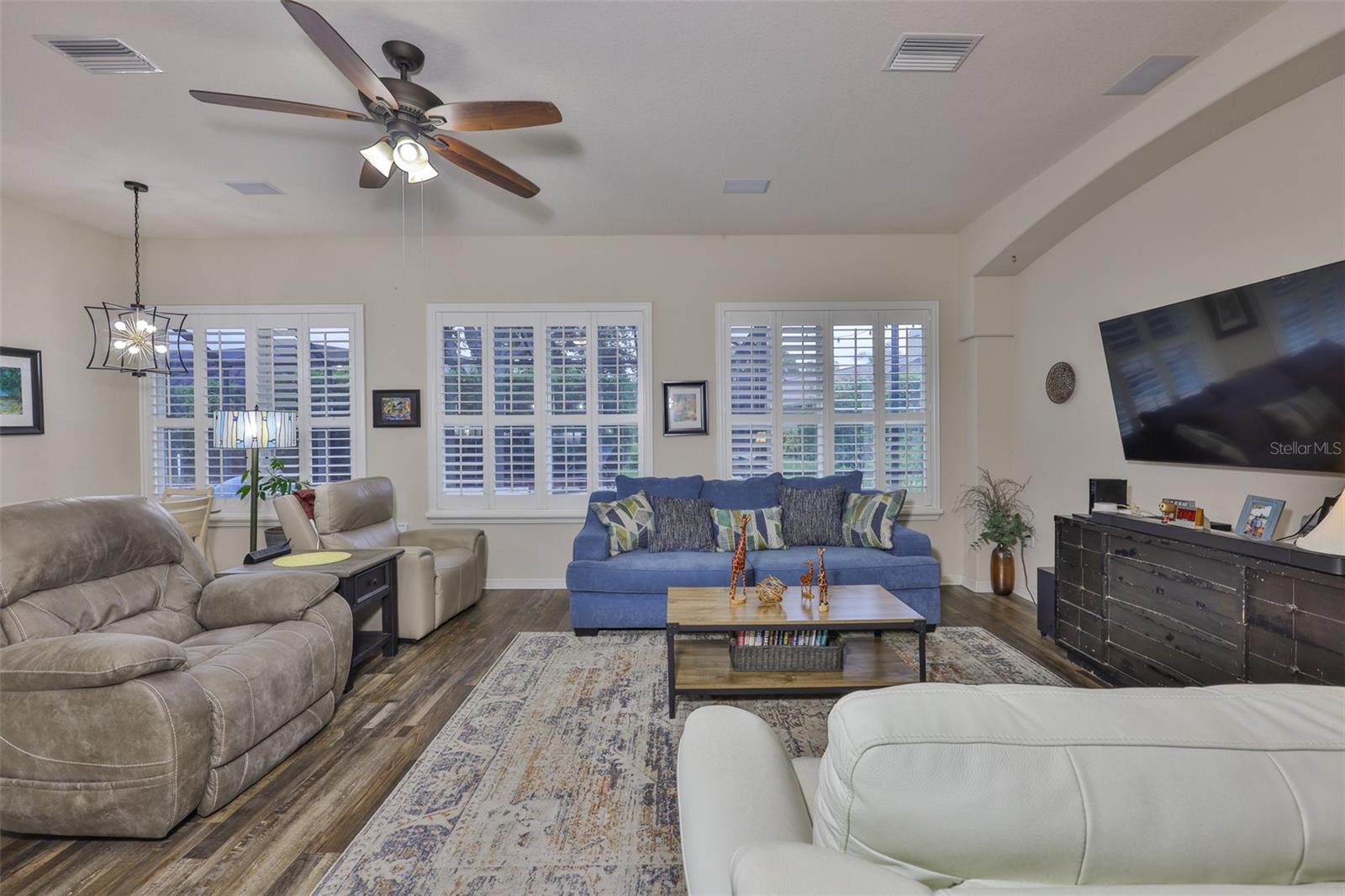 LA PALOMA VILLAGE UNIT 2 PH - Residential