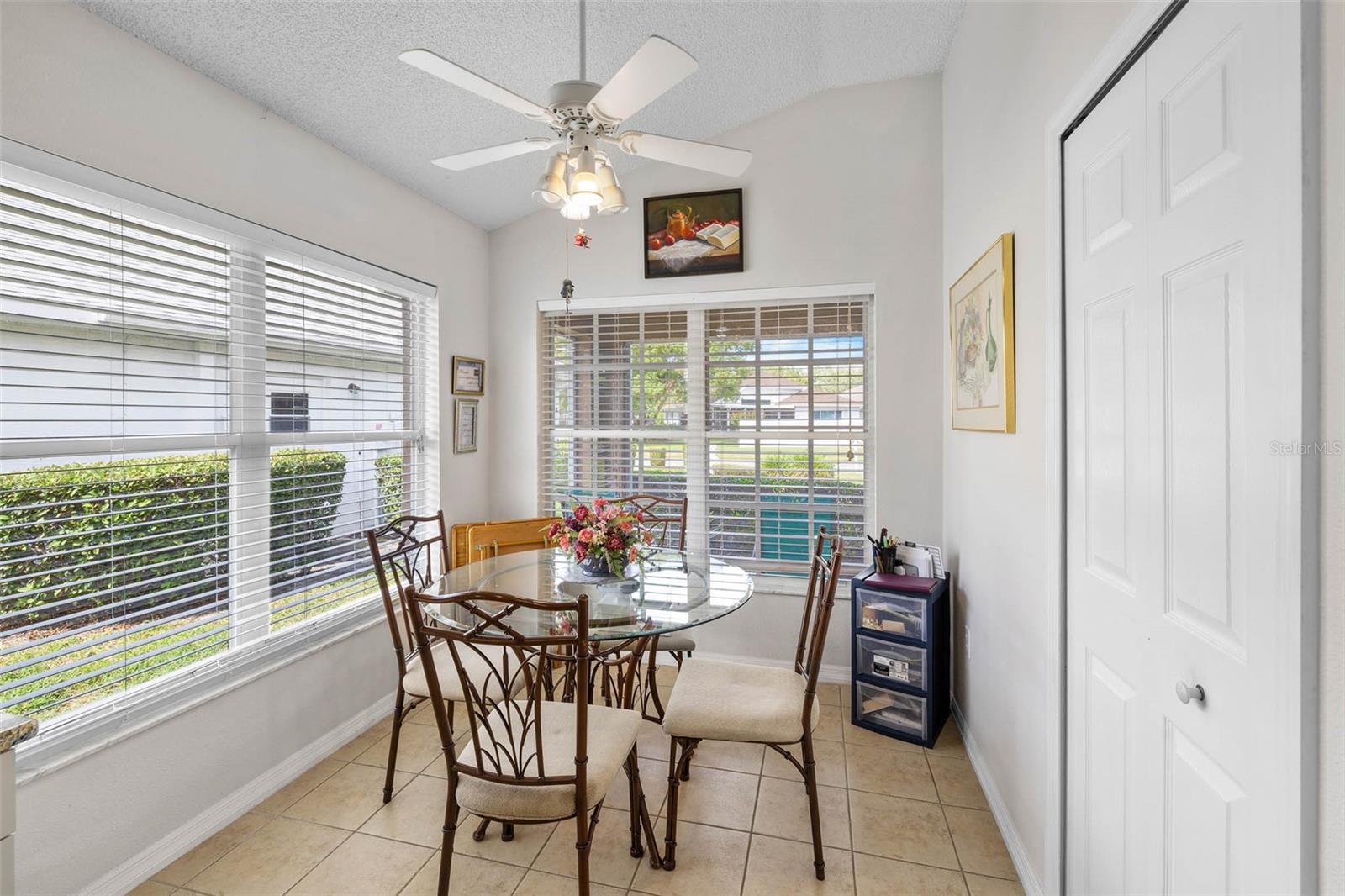 SILVERTHORN PH 3 - Residential Lease