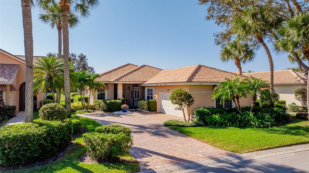 Photo of 13580 Southampton Drive, Bonita Springs, FL 34135 (MLS # G5104891)
