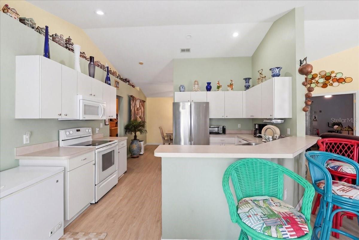 DINNER LAKE SHORES PH 01 - Residential