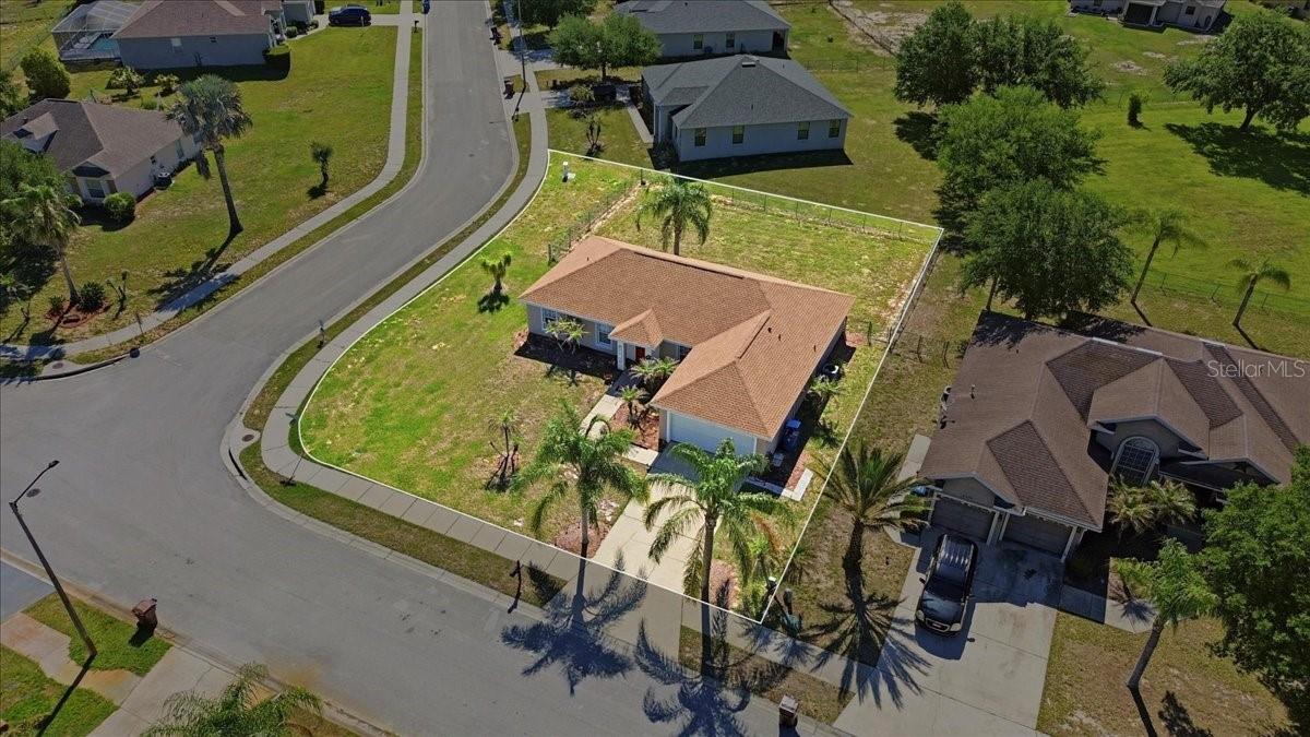 DINNER LAKE SHORES PH 01 - Residential