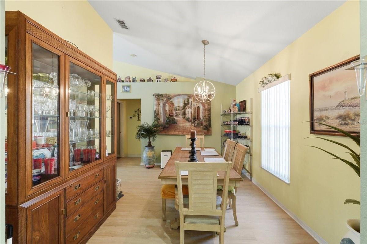 DINNER LAKE SHORES PH 01 - Residential