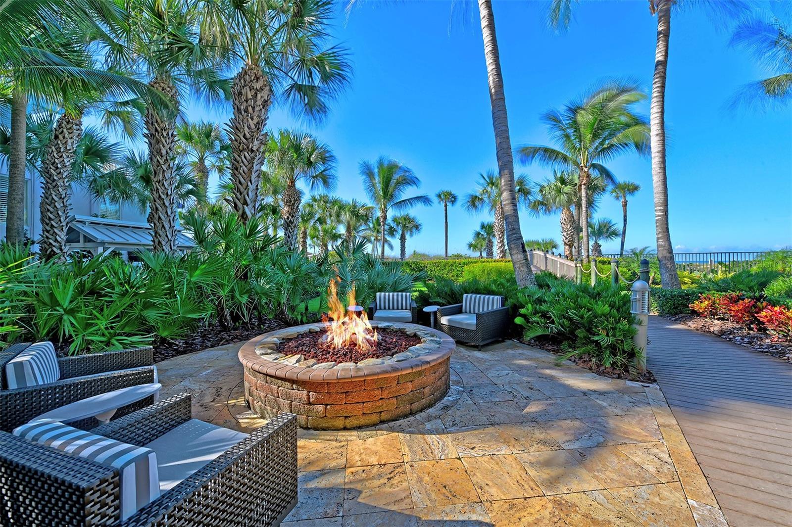 SIESTA KEY BEACH RESIDENCES - Residential