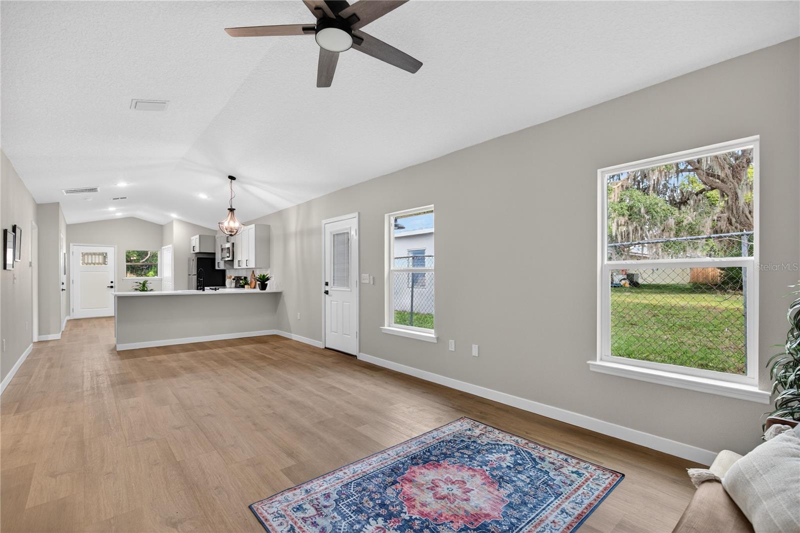 EUSTIS HOGANS SUB - Residential