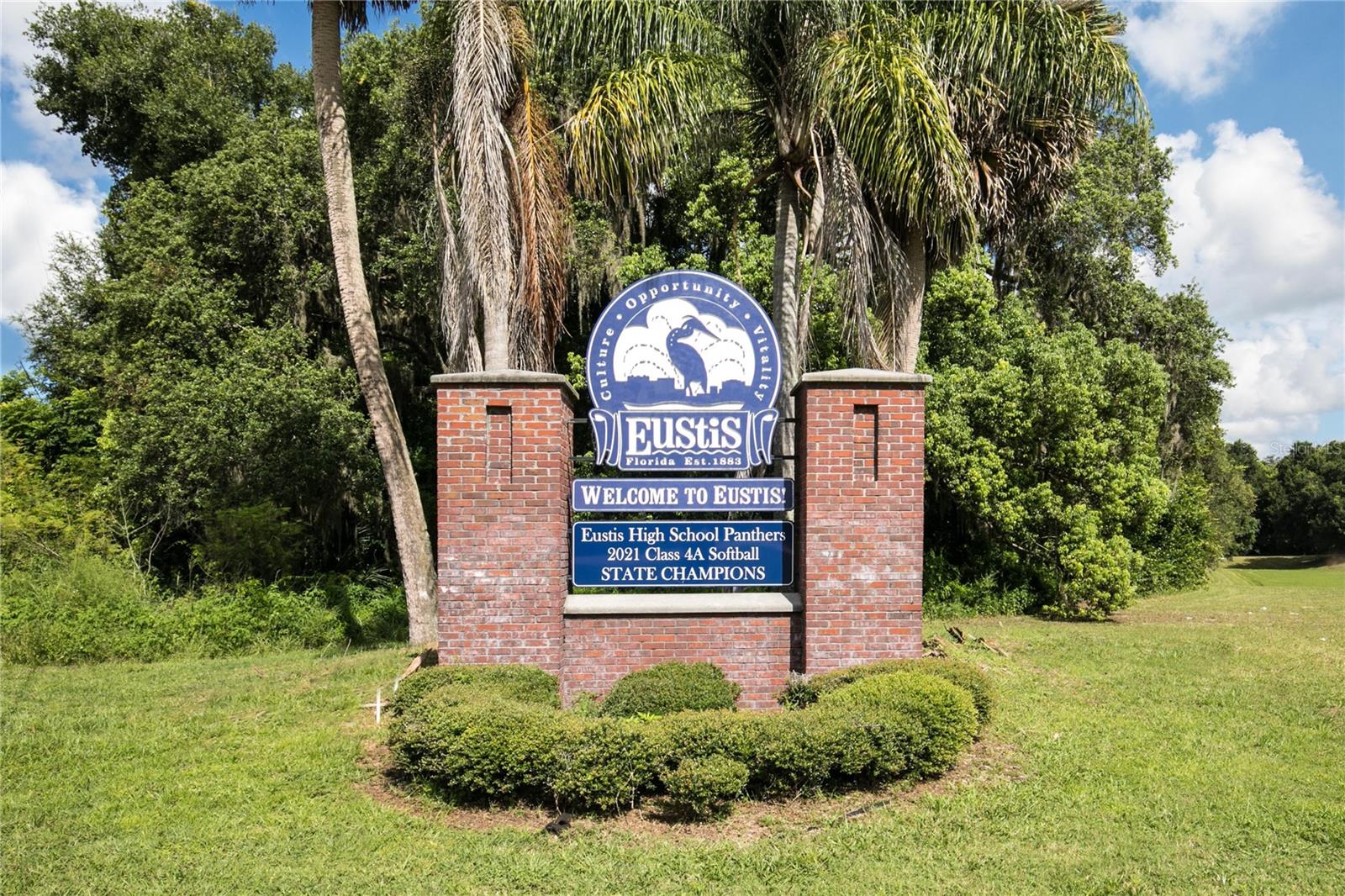 EUSTIS HOGANS SUB - Residential