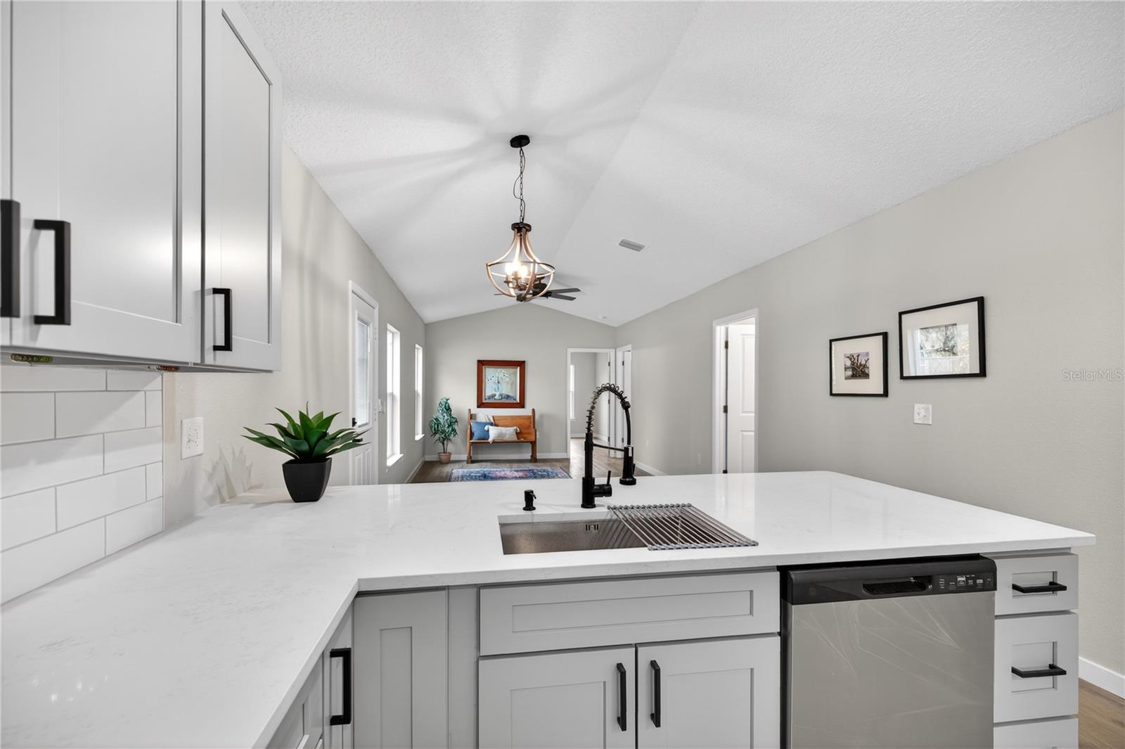 EUSTIS HOGANS SUB - Residential