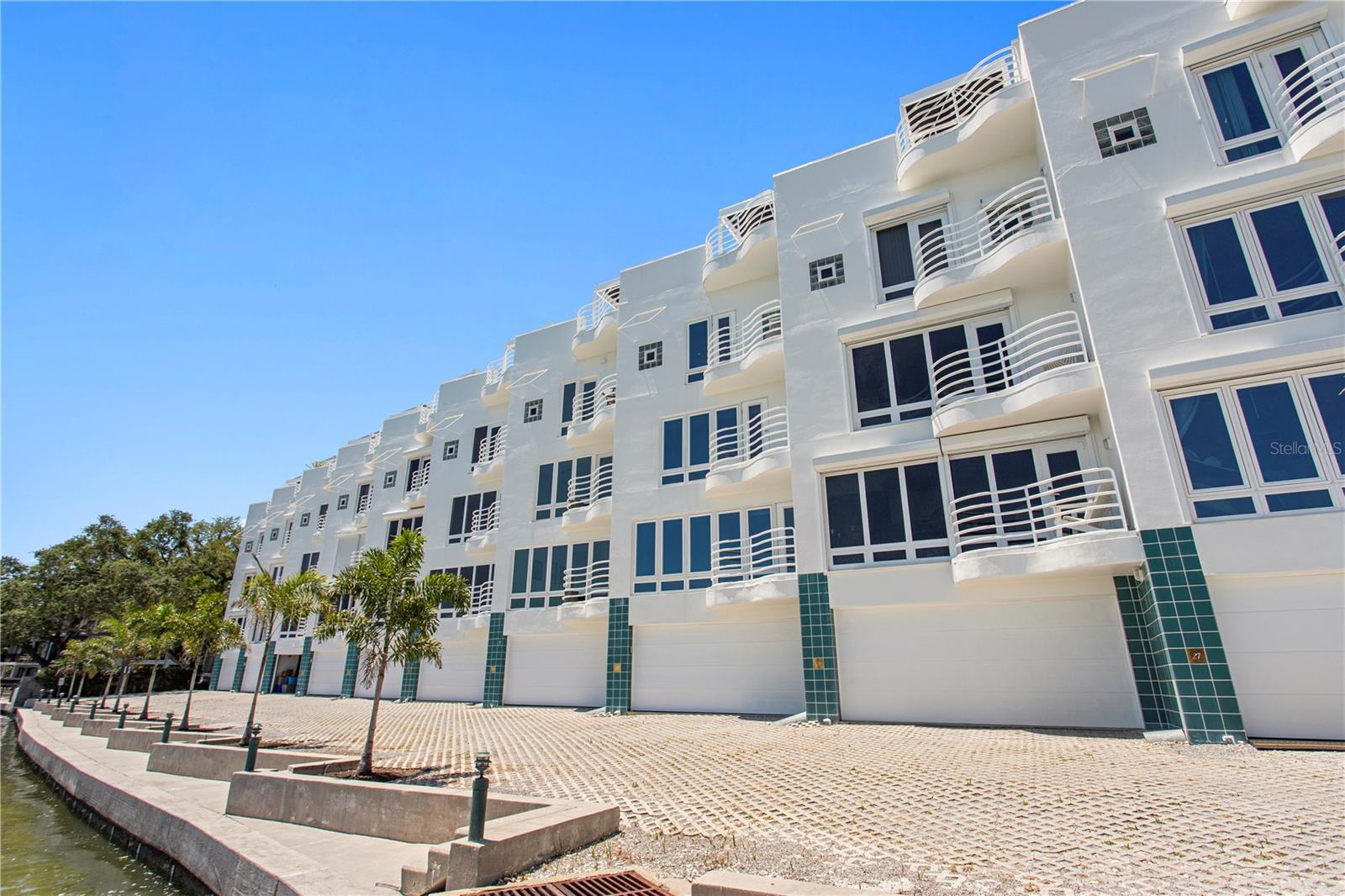 BAYSHORE ON THE BLVD A CO - Residential