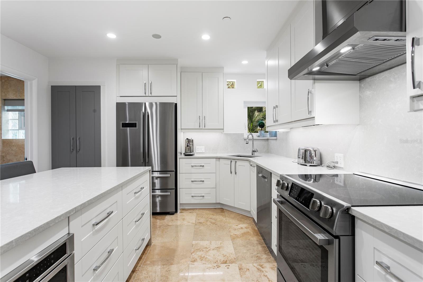 BAYSHORE ON THE BLVD A CO - Residential