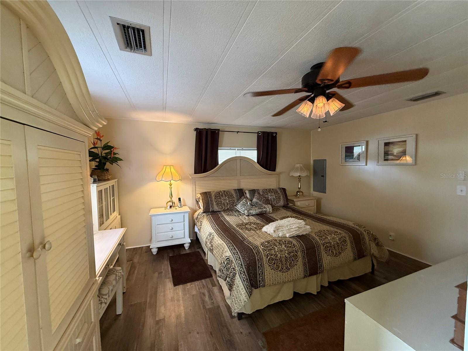 CONTINENTAL CAMPER RESORTS INC - Residential