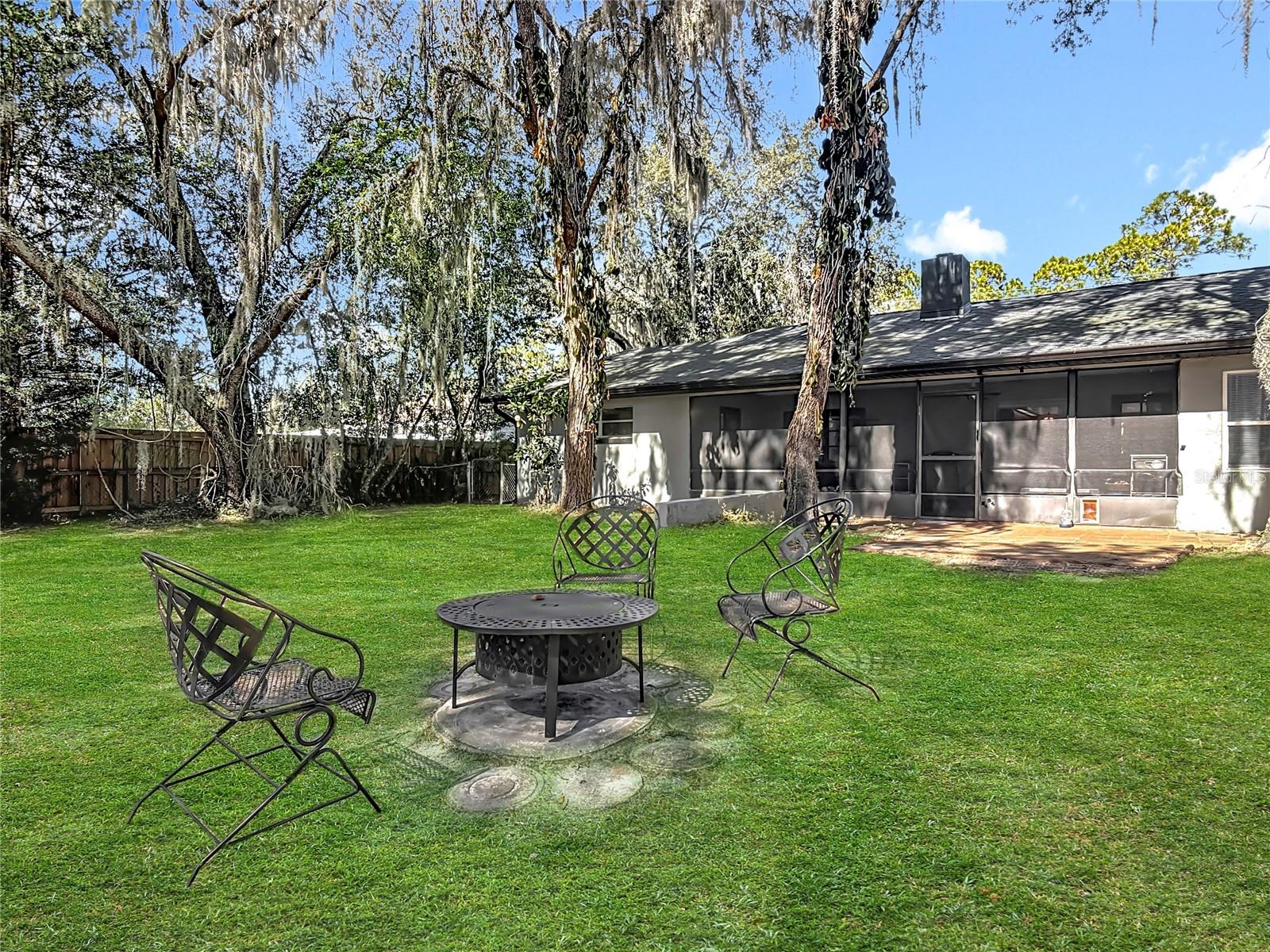 PLANTATION ESTATES UNIT 02 - Residential