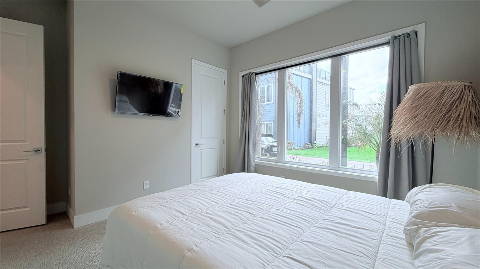 SPECTRUM AT REUNION CONDO PH 13 - Residential