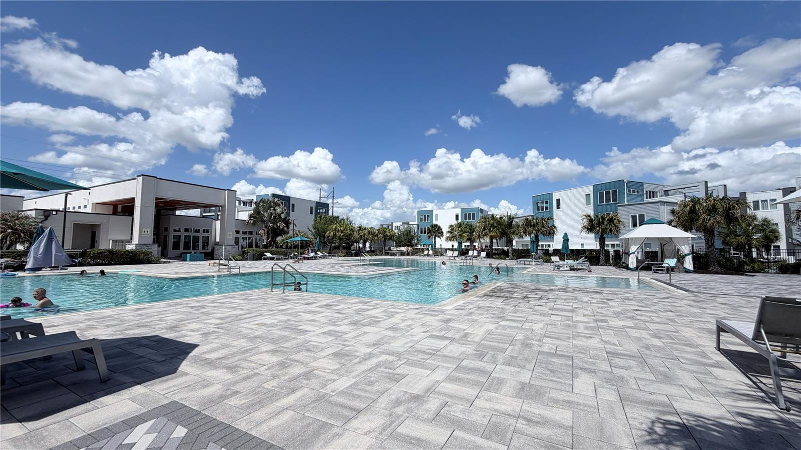 SPECTRUM AT REUNION CONDO PH 13 - Residential