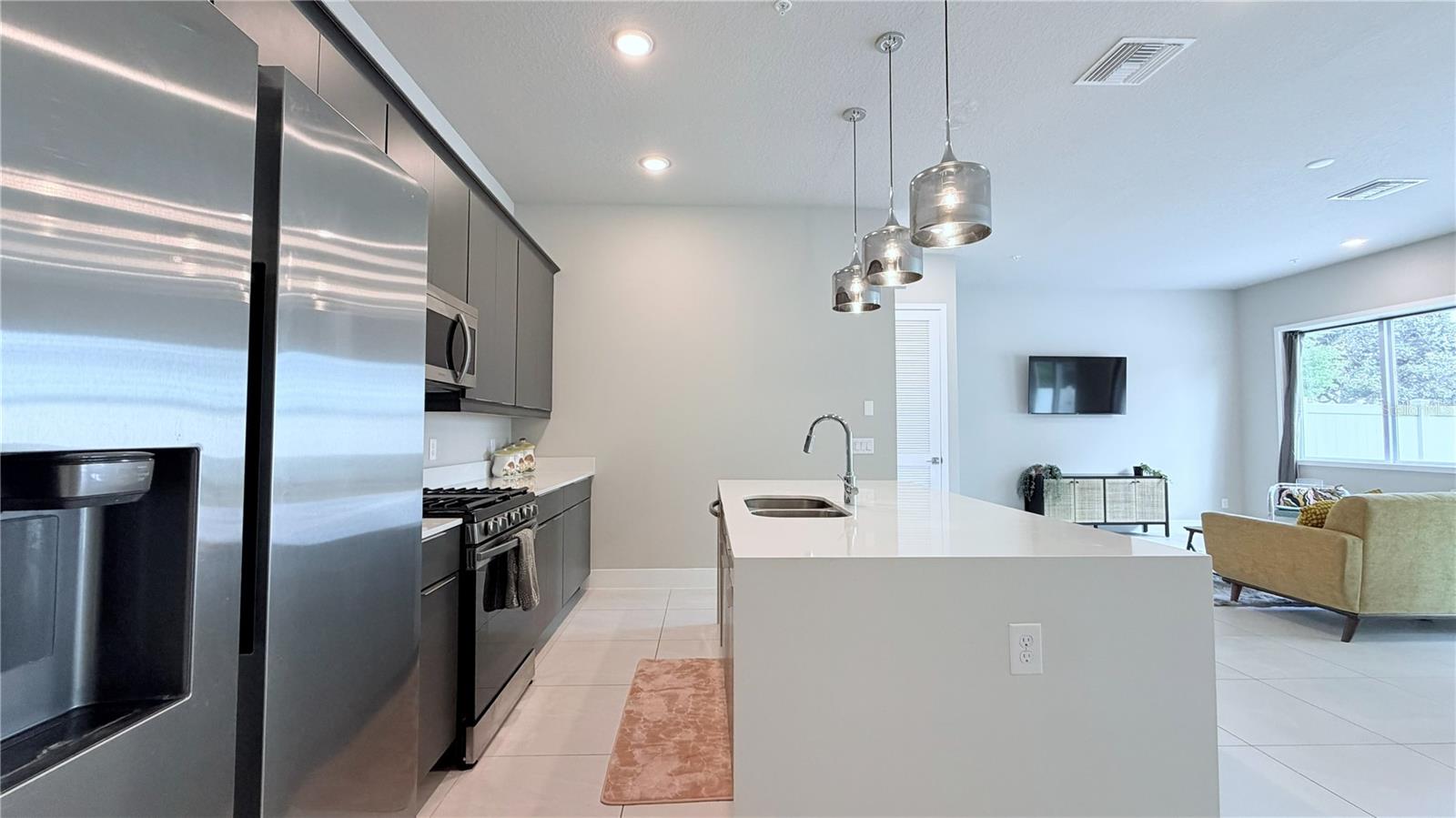 SPECTRUM AT REUNION CONDO PH 13 - Residential