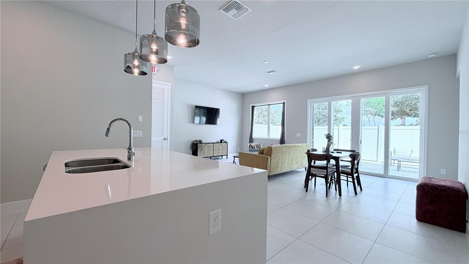 SPECTRUM AT REUNION CONDO PH 13 - Residential