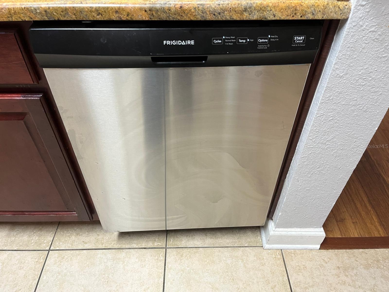 TUSCANA 3 CONDO - Residential