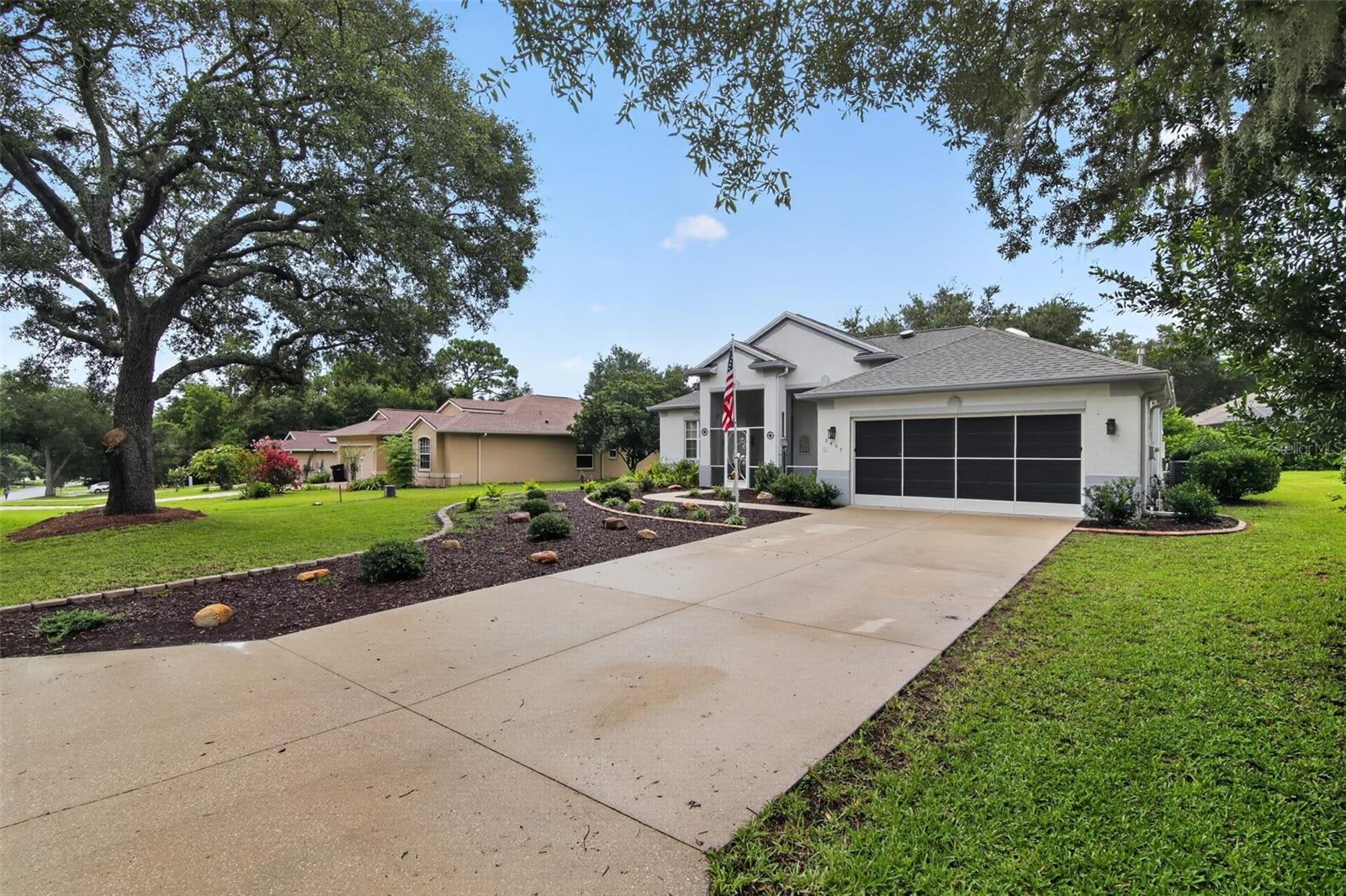 2457 N BRENTWOOD CIRCLE