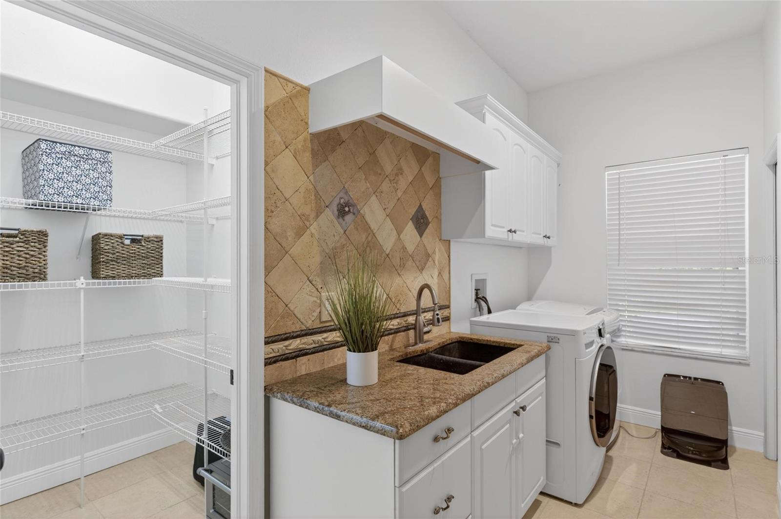 TAMPA PALMS 4A UNIT 1 - Residential
