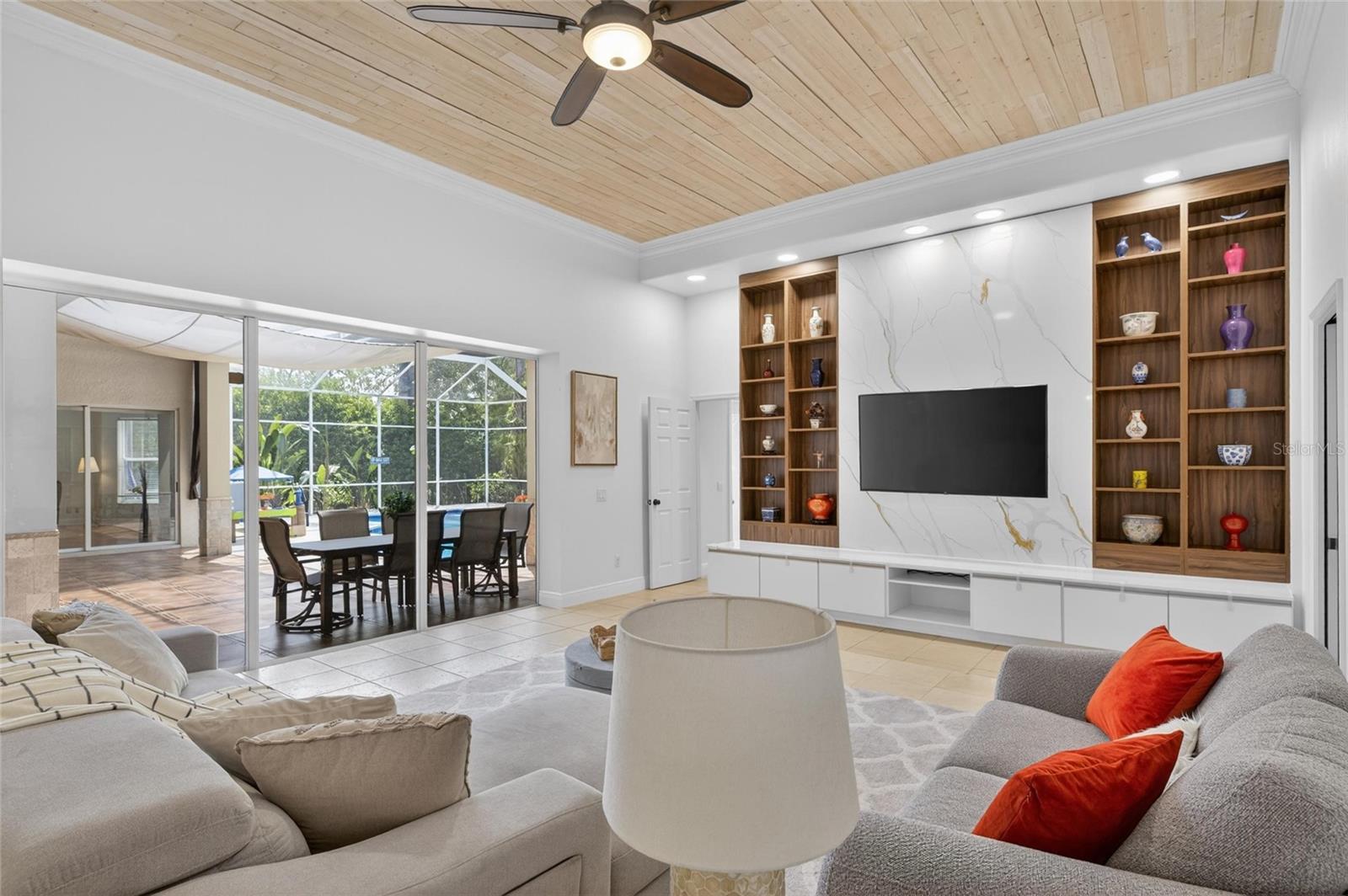 TAMPA PALMS 4A UNIT 1 - Residential
