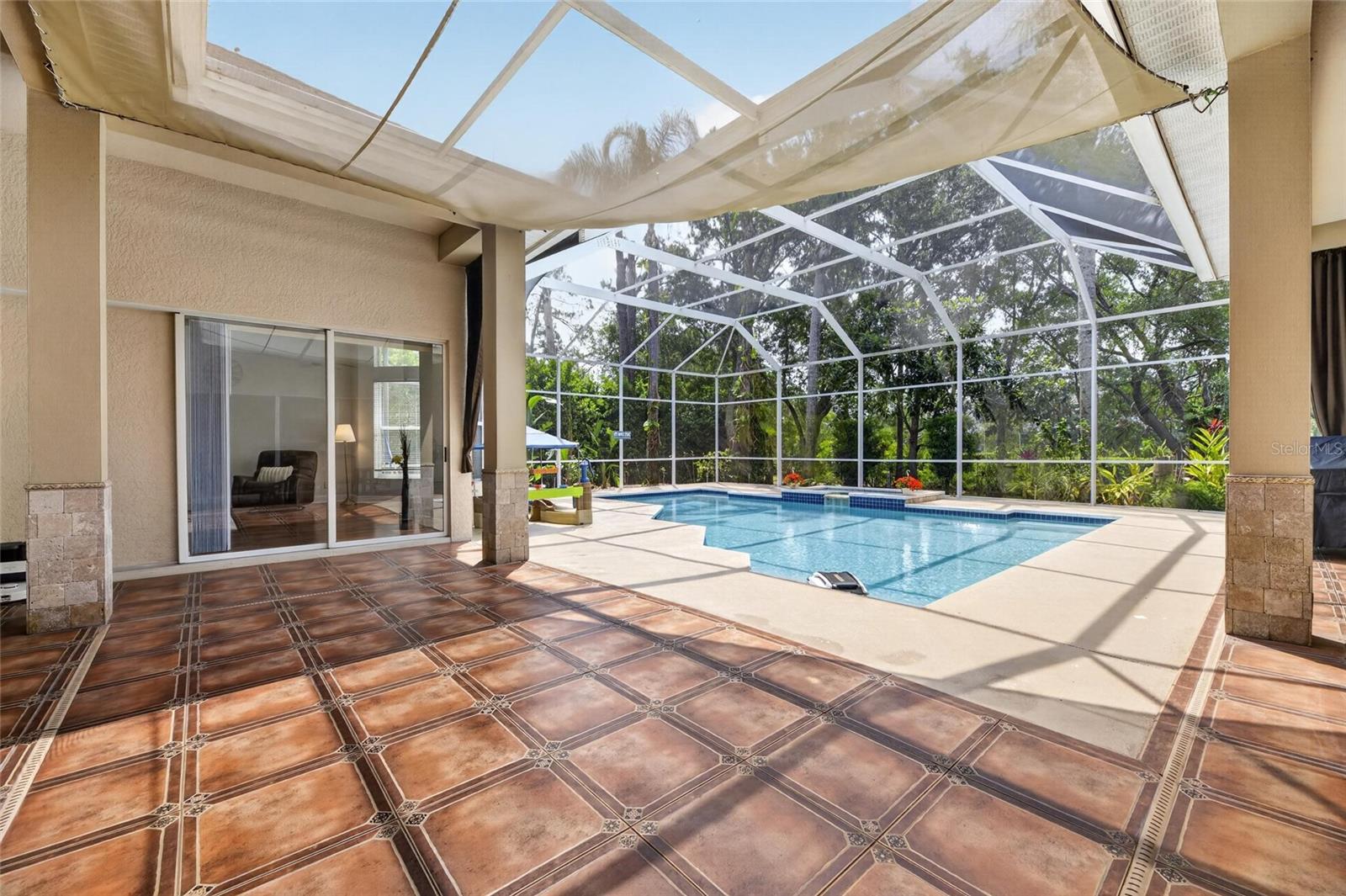 TAMPA PALMS 4A UNIT 1 - Residential
