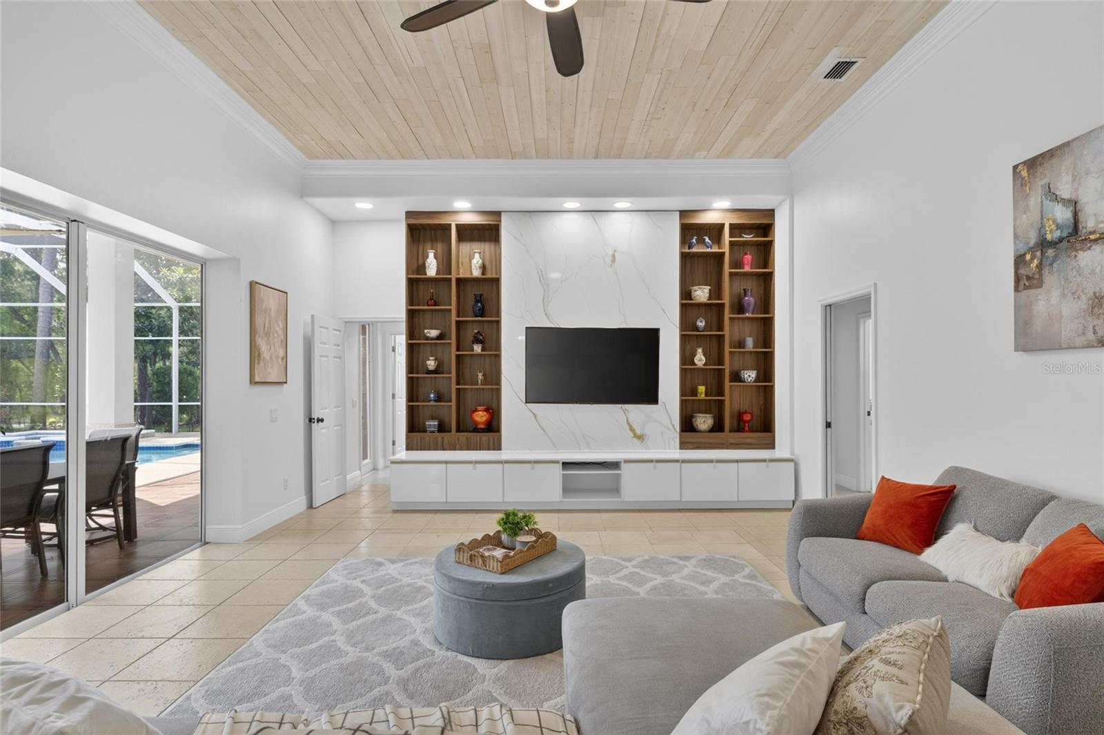 TAMPA PALMS 4A UNIT 1 - Residential