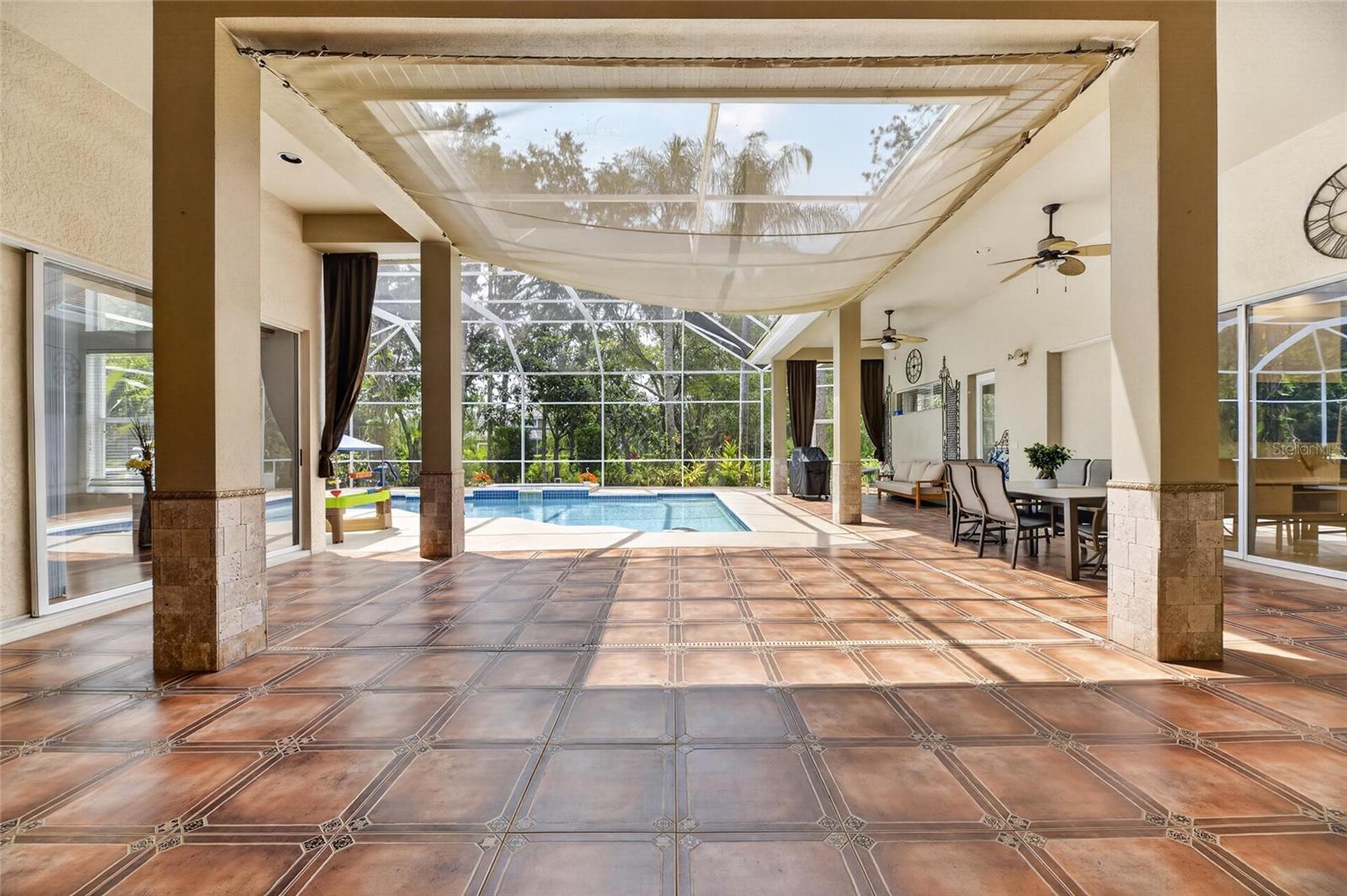 TAMPA PALMS 4A UNIT 1 - Residential