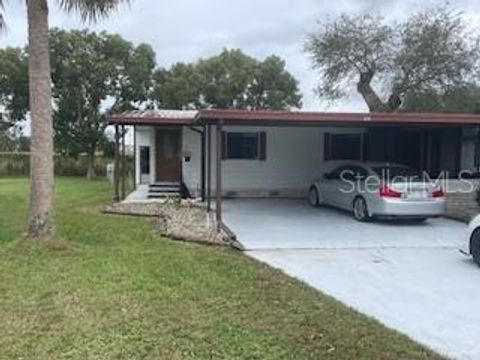 A home in ZELLWOOD