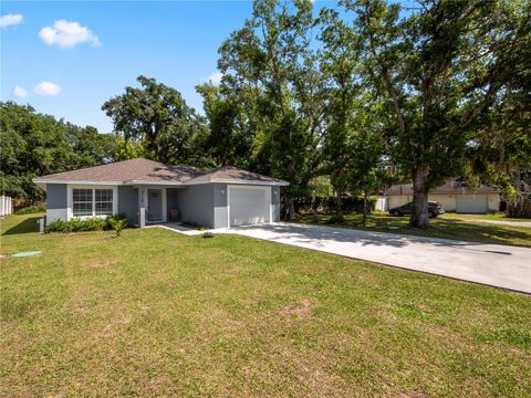 A home in LAKELAND