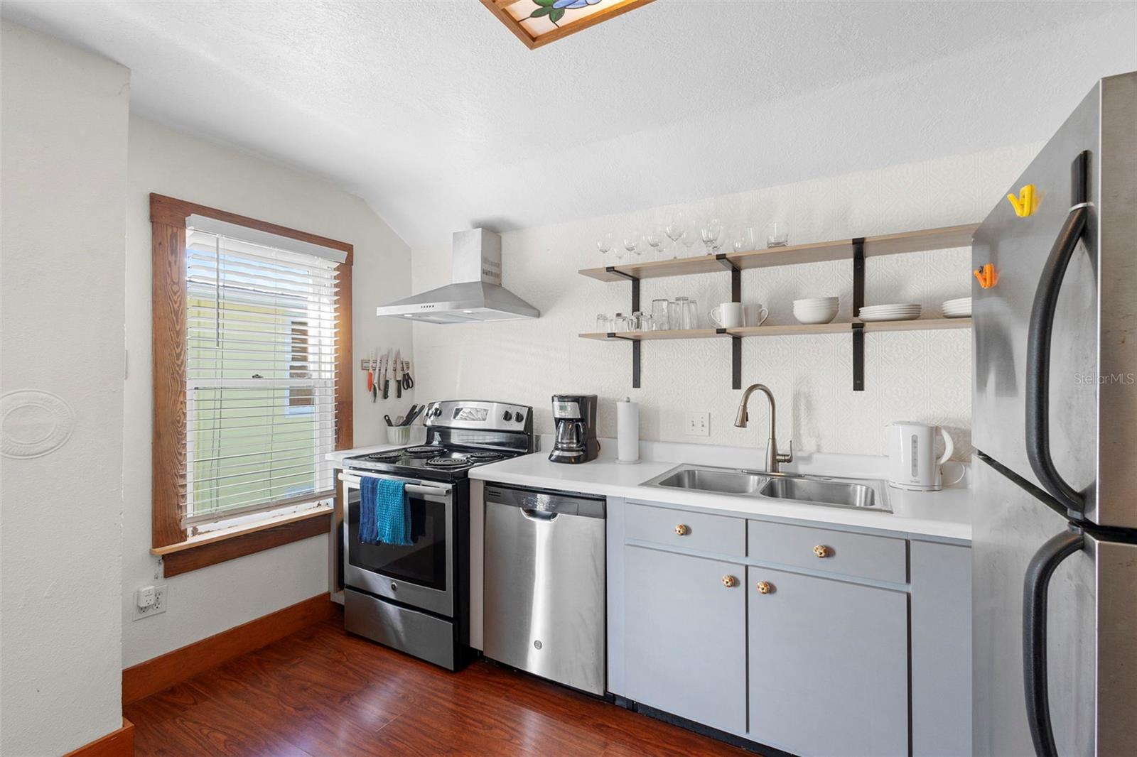 MOUNT DORA TREMAINS - Residential