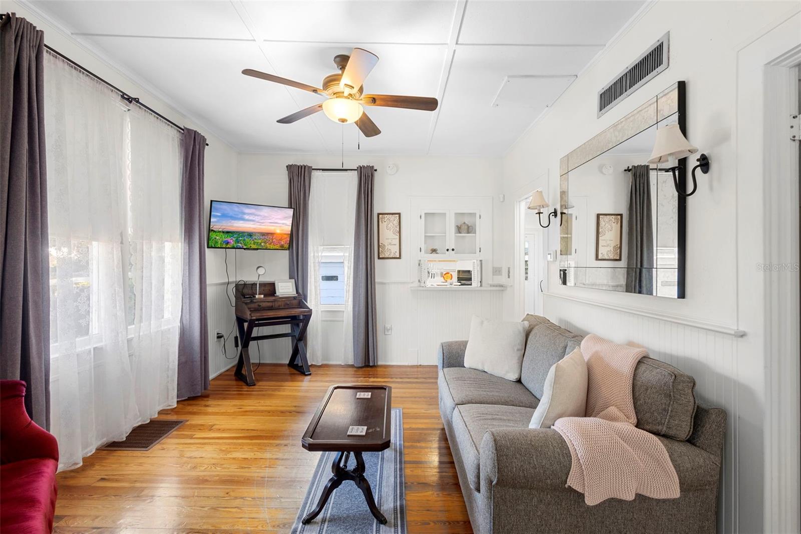 MOUNT DORA TREMAINS - Residential