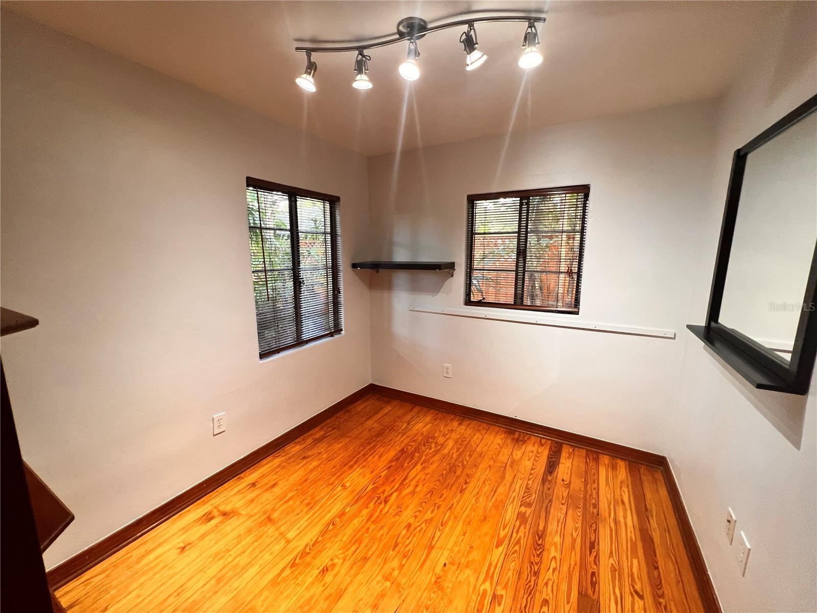 A A MOREYS SUB - Residential Lease