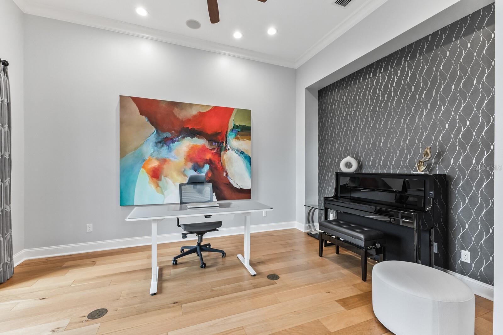 LAKE CLUB - Residential