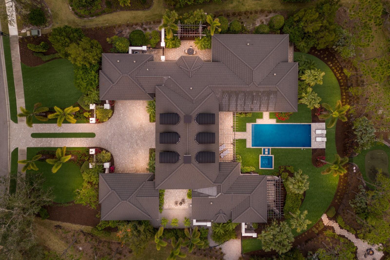 LAKE CLUB - Residential