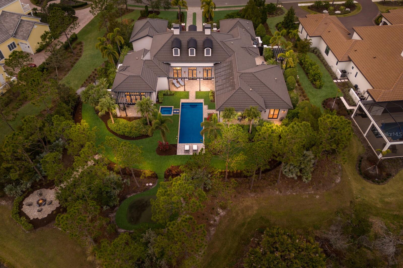 LAKE CLUB - Residential