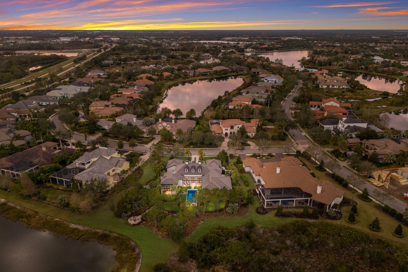 LAKE CLUB - Residential