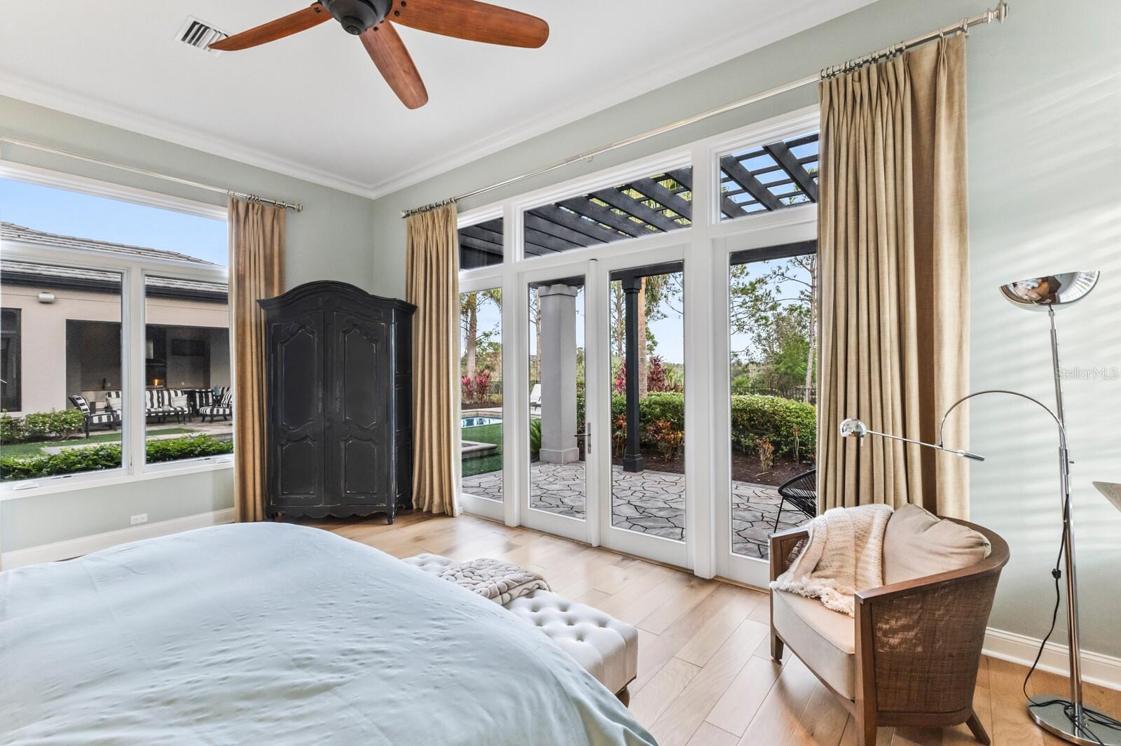 LAKE CLUB - Residential