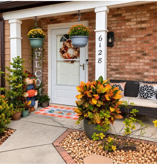 6128 OAK CLUSTER CIRCLE