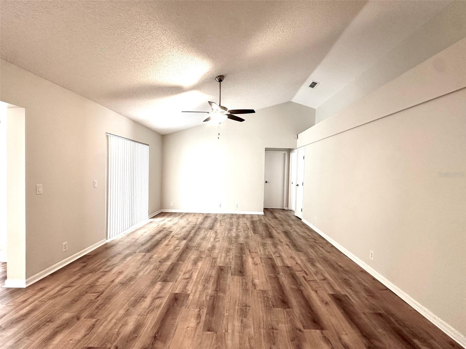 ALLENS RIDGE - - Residential Lease