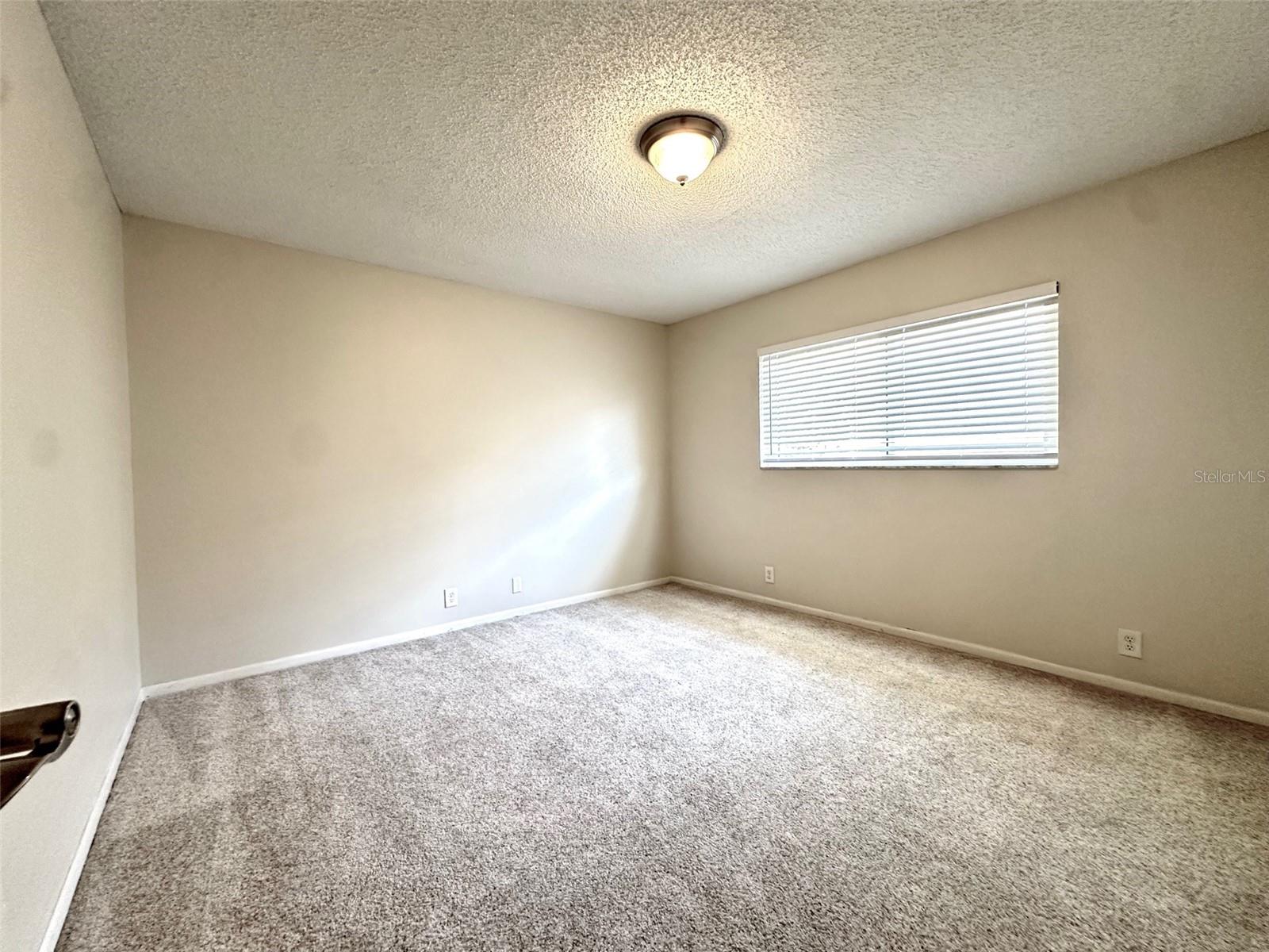 ALLENS RIDGE - - Residential Lease