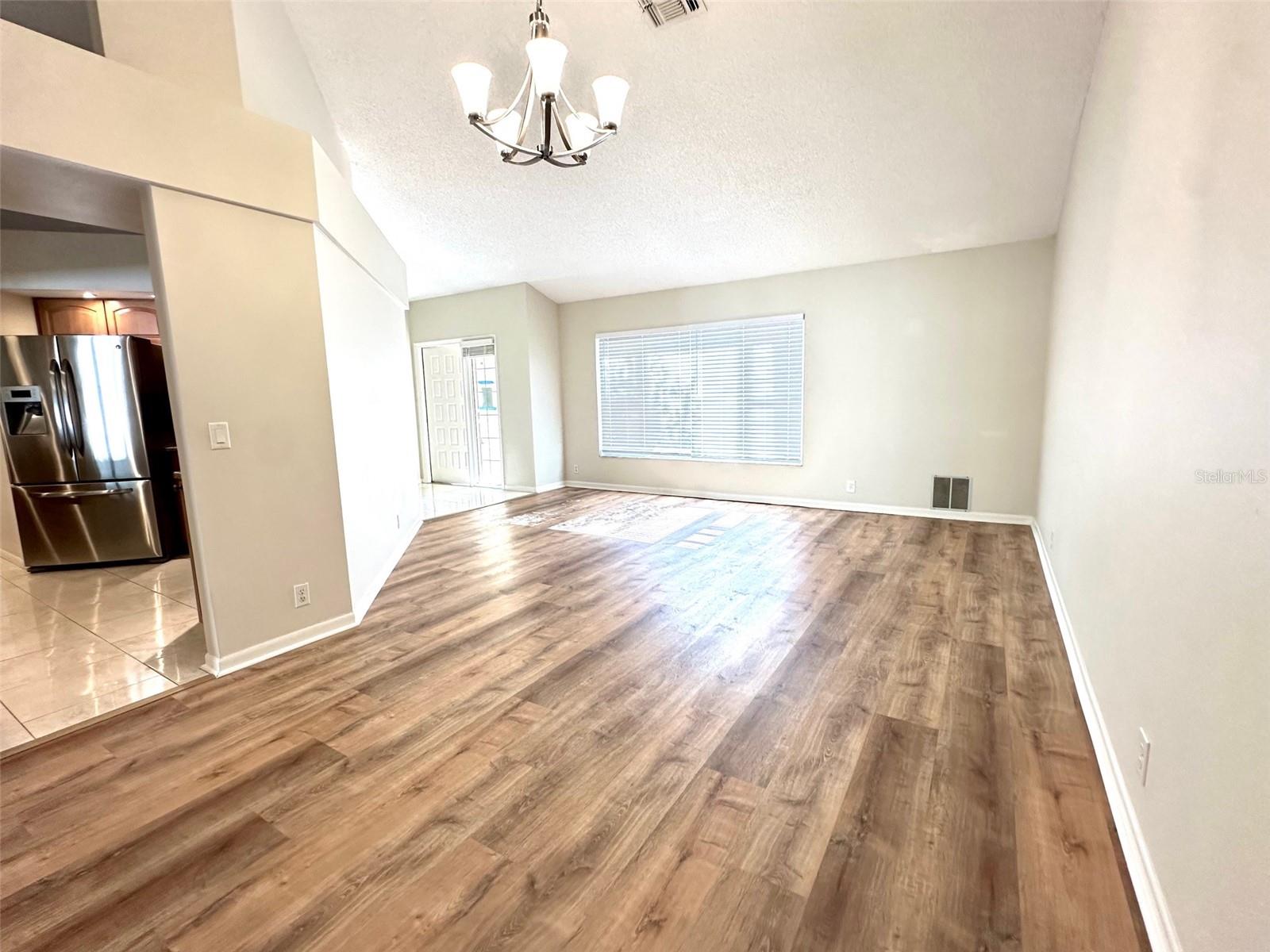 ALLENS RIDGE - - Residential Lease