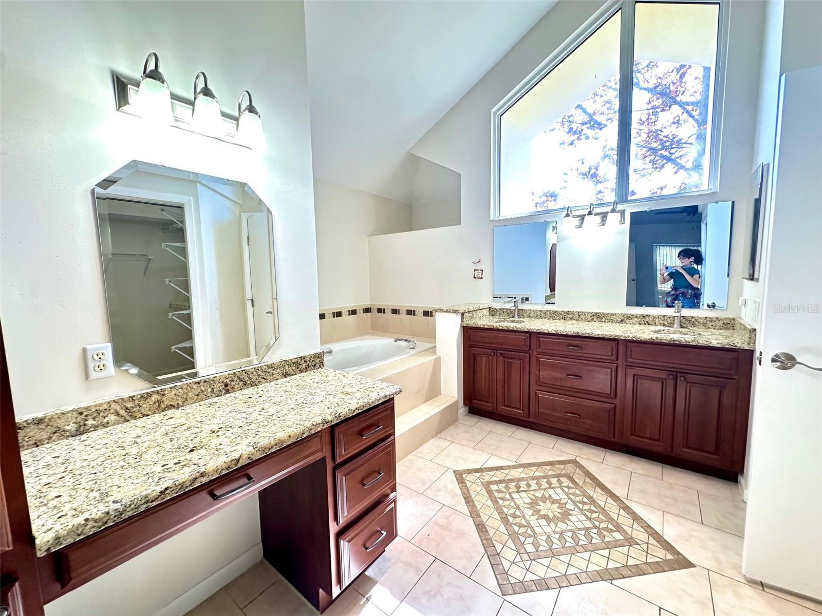 ALLENS RIDGE - - Residential Lease