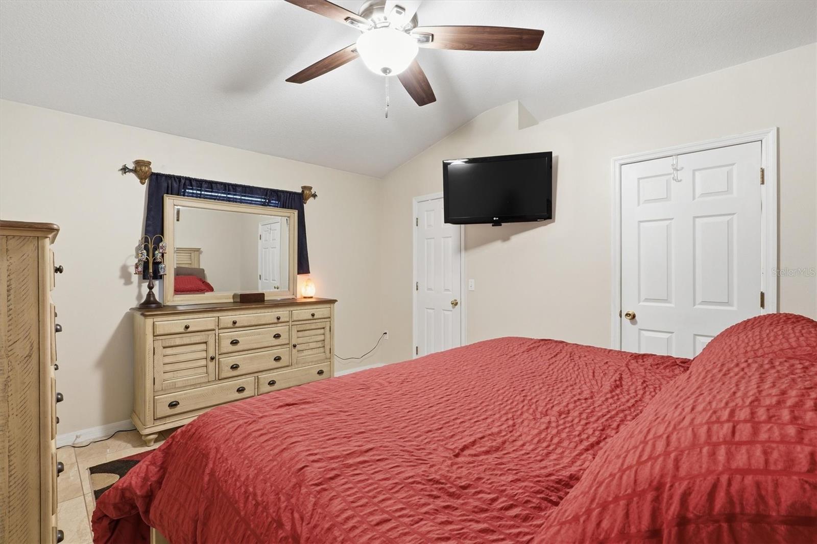 MARION OAKS UN 07 - Residential