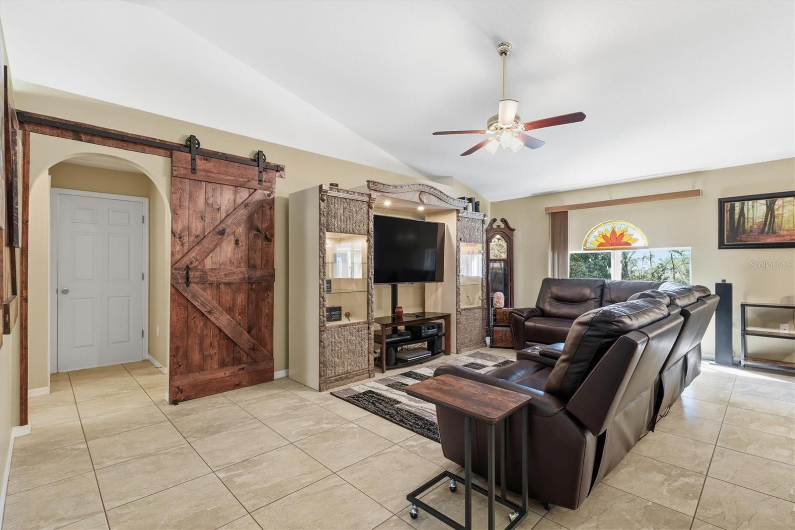 MARION OAKS UN 07 - Residential