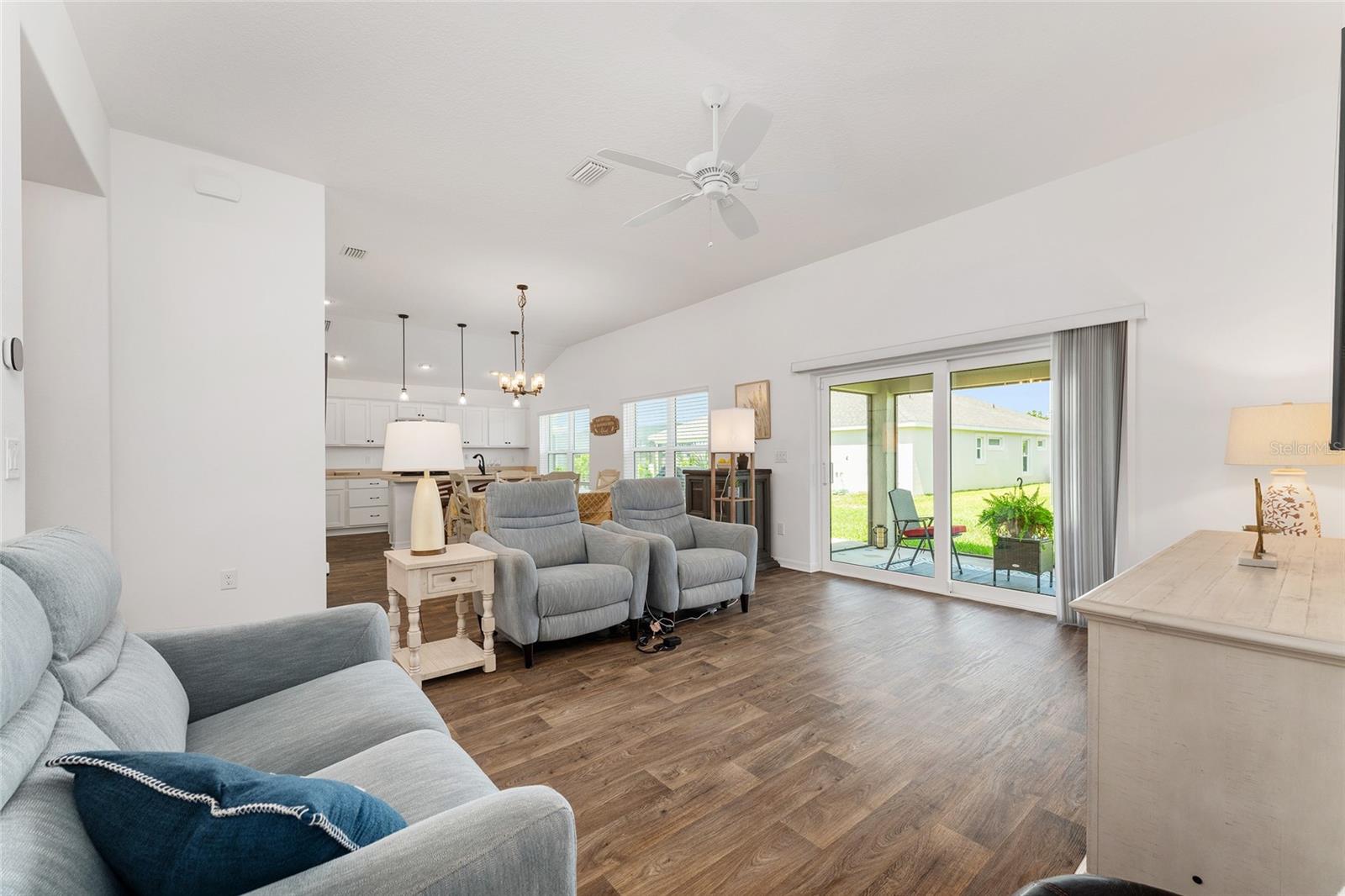 4416 HOMAN LOOP