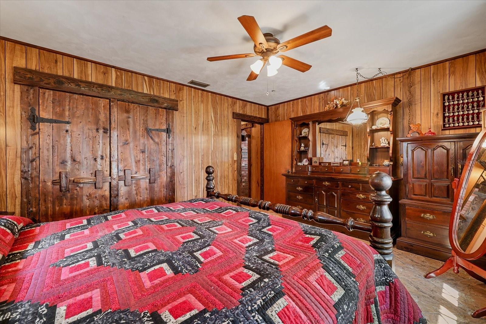 HAMPSHIRE ACRES - Residential