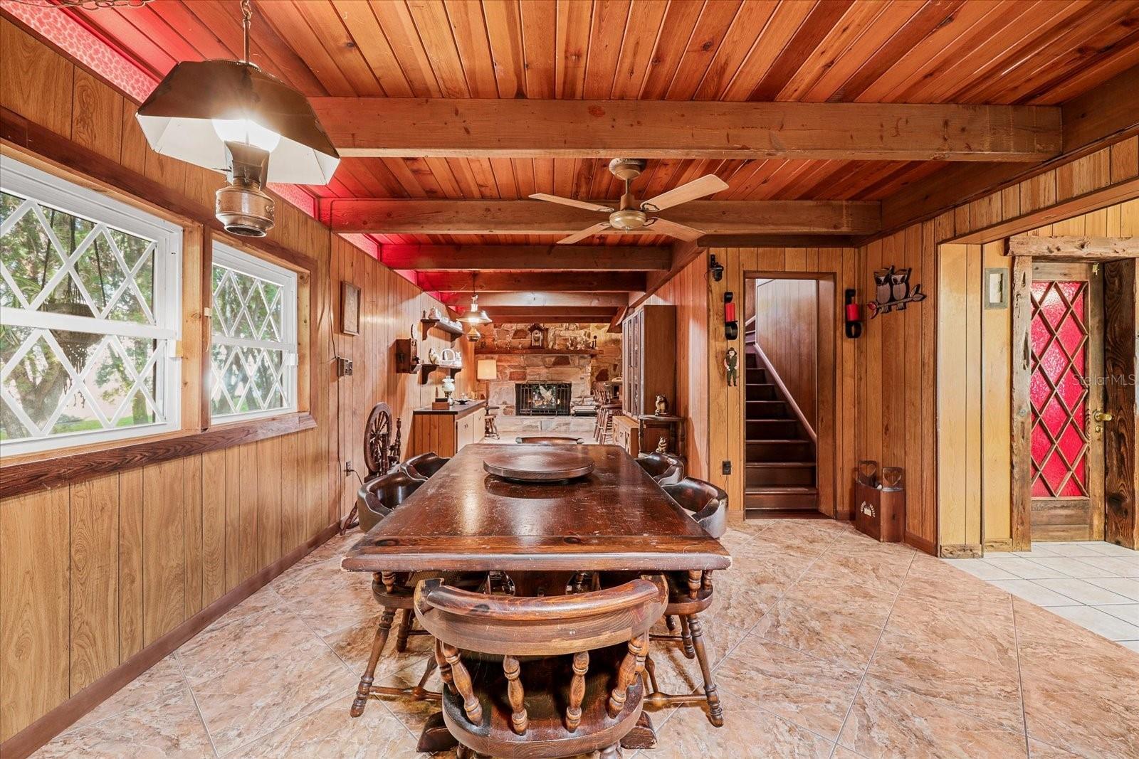 HAMPSHIRE ACRES - Residential