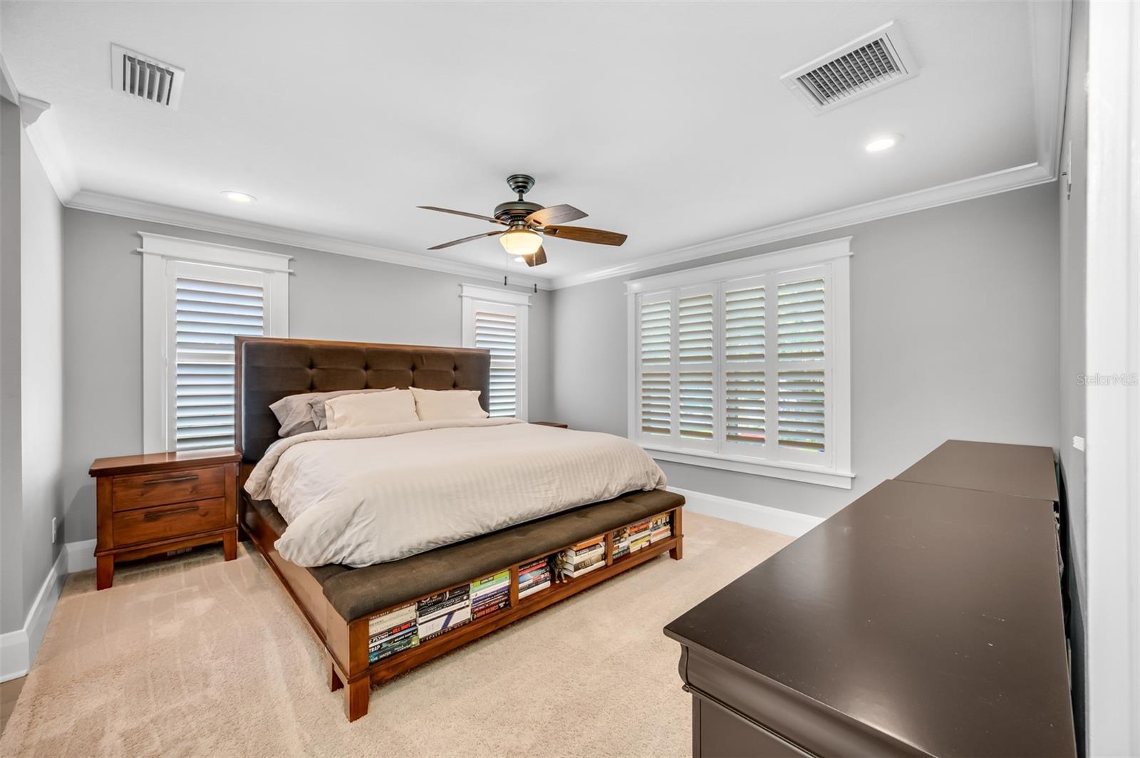 RIVERCREST - Residential